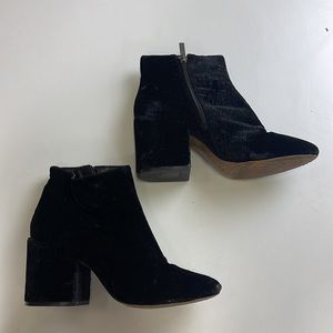 French Connection snakeskin pattern velvet heels size 37